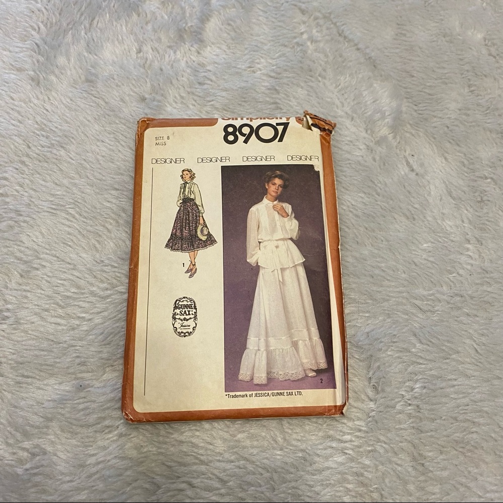 Vintage Gunne Sax Blouse And Skirt Uncut Paper Pattern Misses Size 8